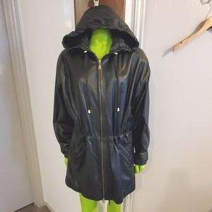 Wilson's brand leather jacket w/hood fits like L